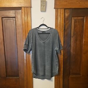 Jane and Delancey Gray Ribbed Relaxed Short Sleeve Tee